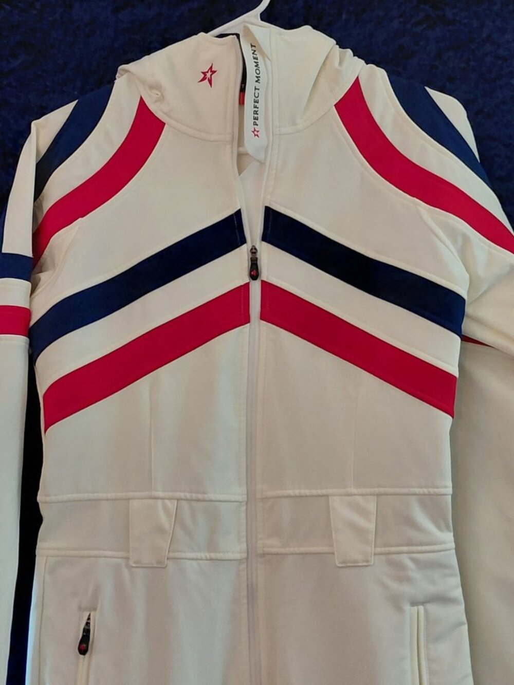 Perfect Moment Tignes One-Piece Ski Suit in Snow White / Navy / Red Chevron – Sm